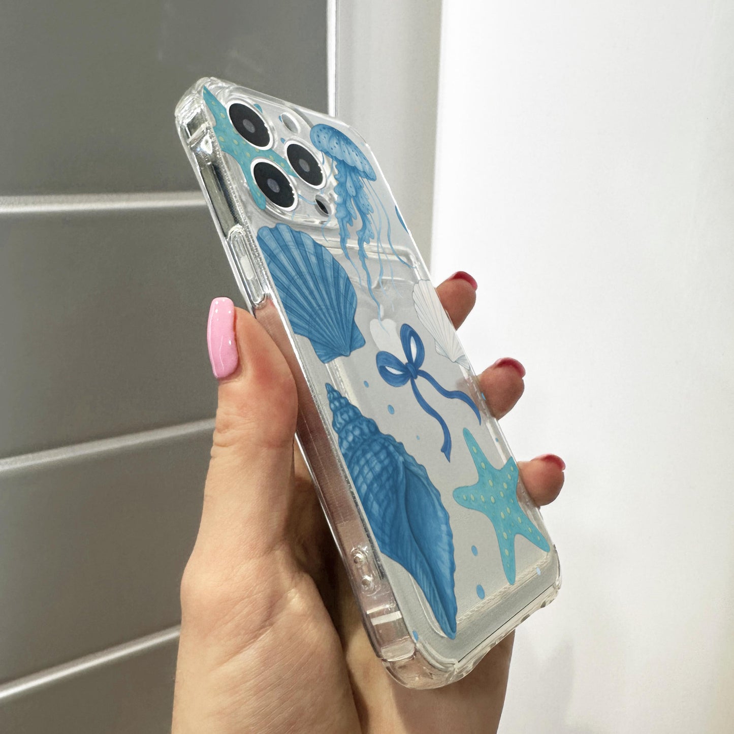 Shell Jelly Fish Case
