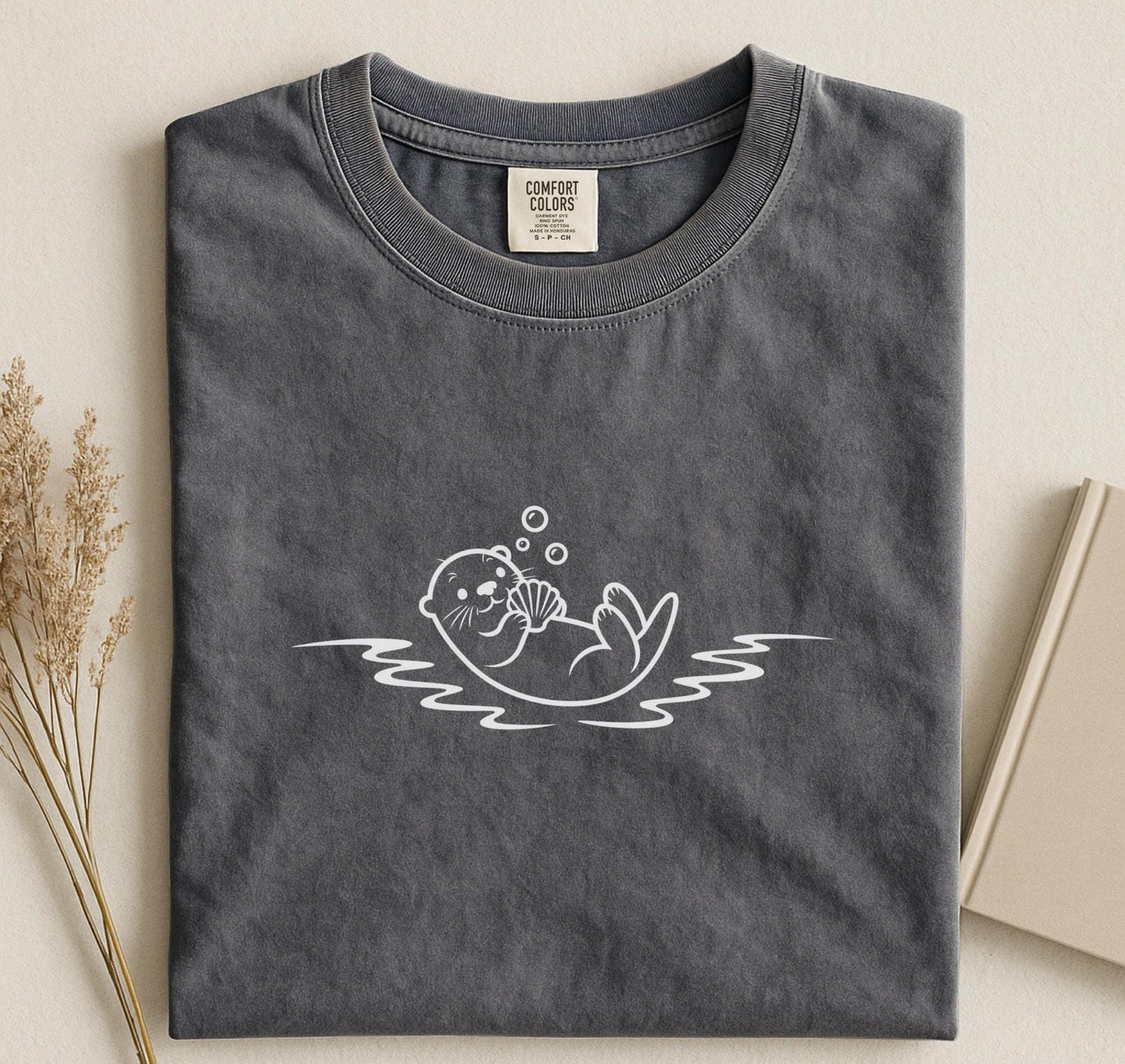 Minimal Otter T-Shirt